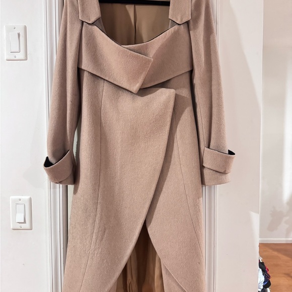 Unlabeled Dresses & Skirts - Elegant Tan Cashmere/Velvet Women's Dress Coat sz small